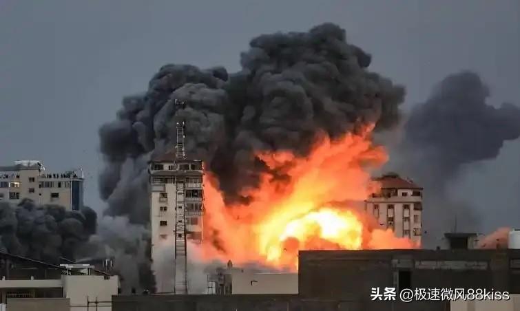 伊朗的一而再再而三的向美以妥协，最终换不来和平，当地时间美以联合共同对伊朗首都德