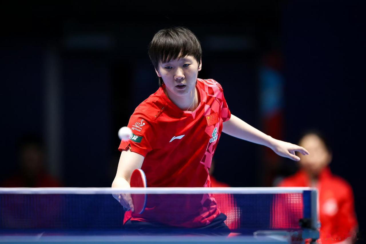 开局6-0！
王曼昱🇨🇳同样毫不含糊，第二盘第一局王曼昱6-1领先斯佐科斯！