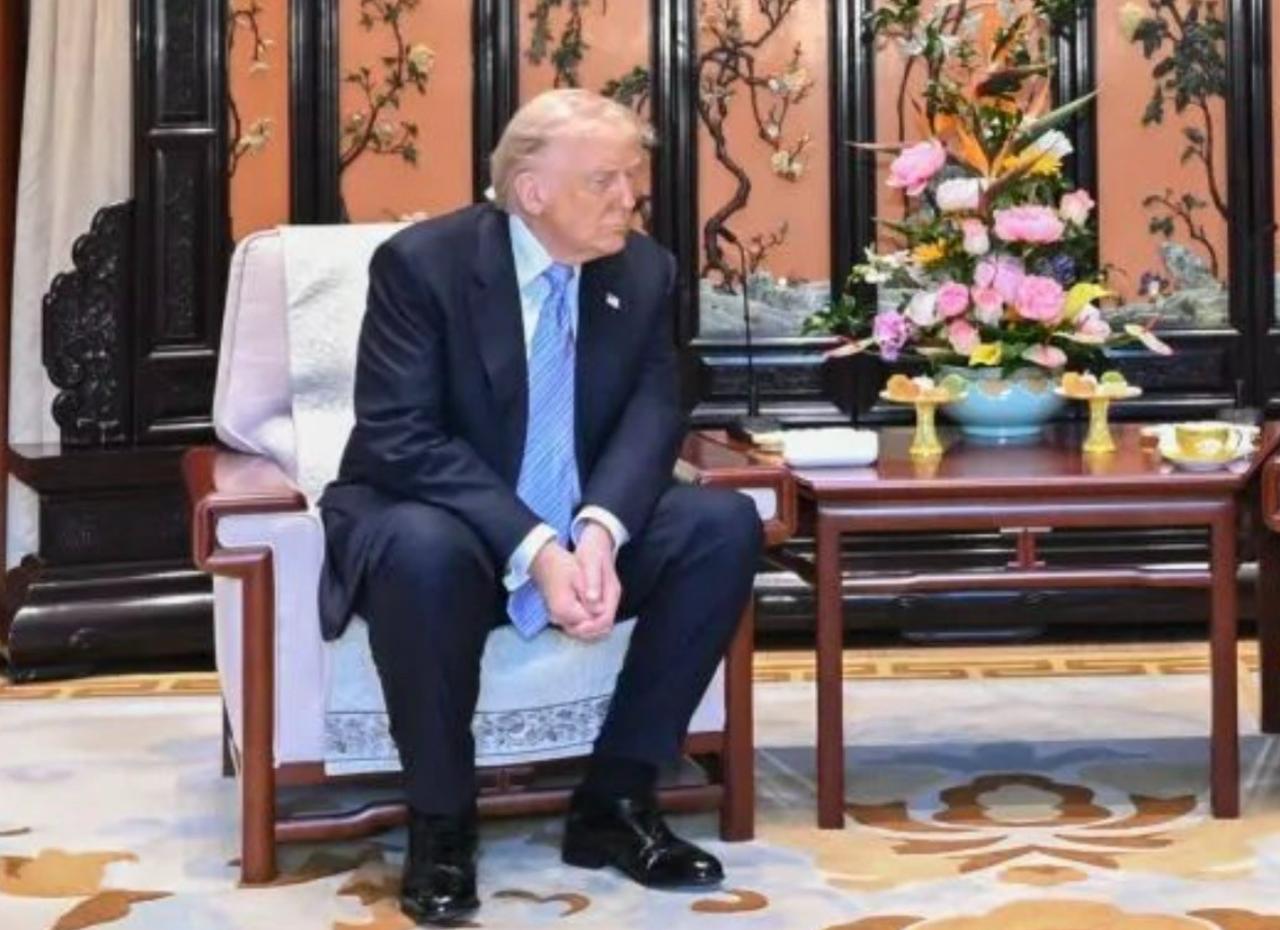 连一向跟中国不对付的《纽约时报》，这次都不得不低头说实话了！
 
全网都没料到，