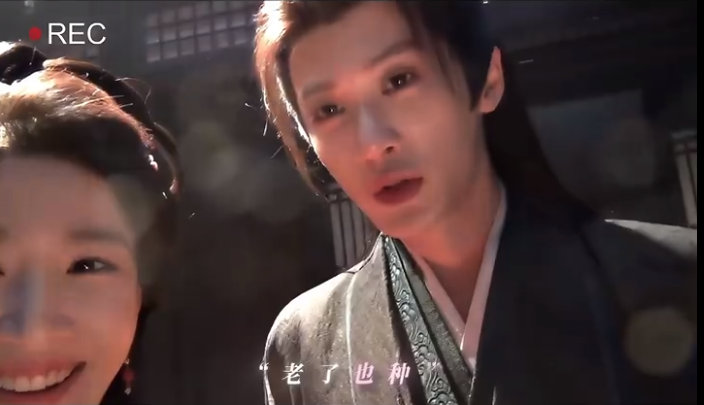 檀健次单手公主抱卢昱晓 檀健次卢昱晓520营业 檀健次单手公主抱卢昱晓，檀健次卢