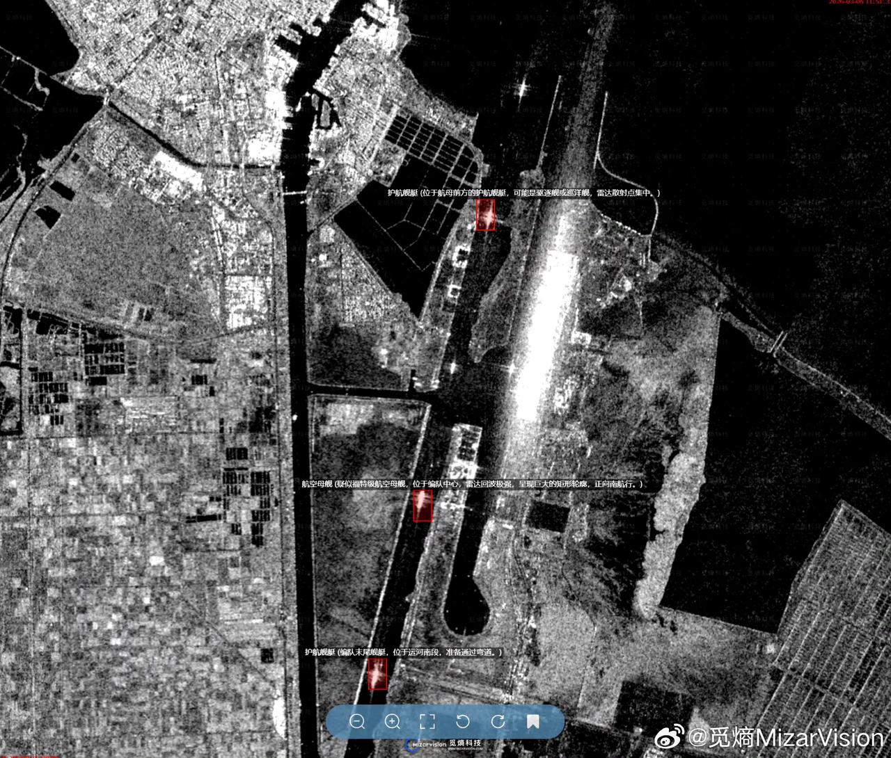 觅熵科技发布新的雷达成像卫星照片，称一队海军编队进入苏伊士运河，疑似美“福特”号