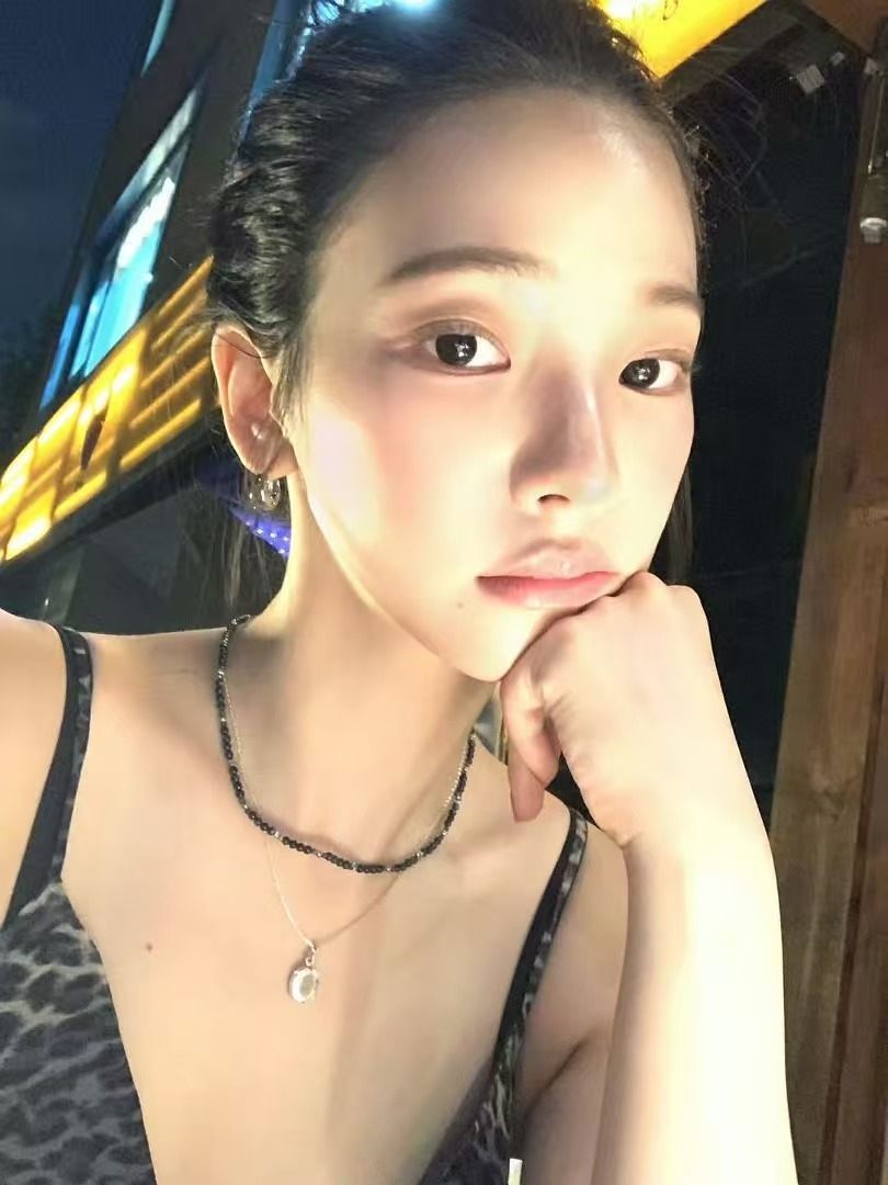 柳智敏原生家庭爸爸不想让女儿考驾照的原因：想亲自接送😭 这是什么神仙家庭！ 柳