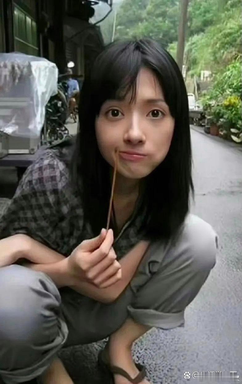 郭碧婷的17和王鸥的17岁，王欧长着长着就变白了 ​​​