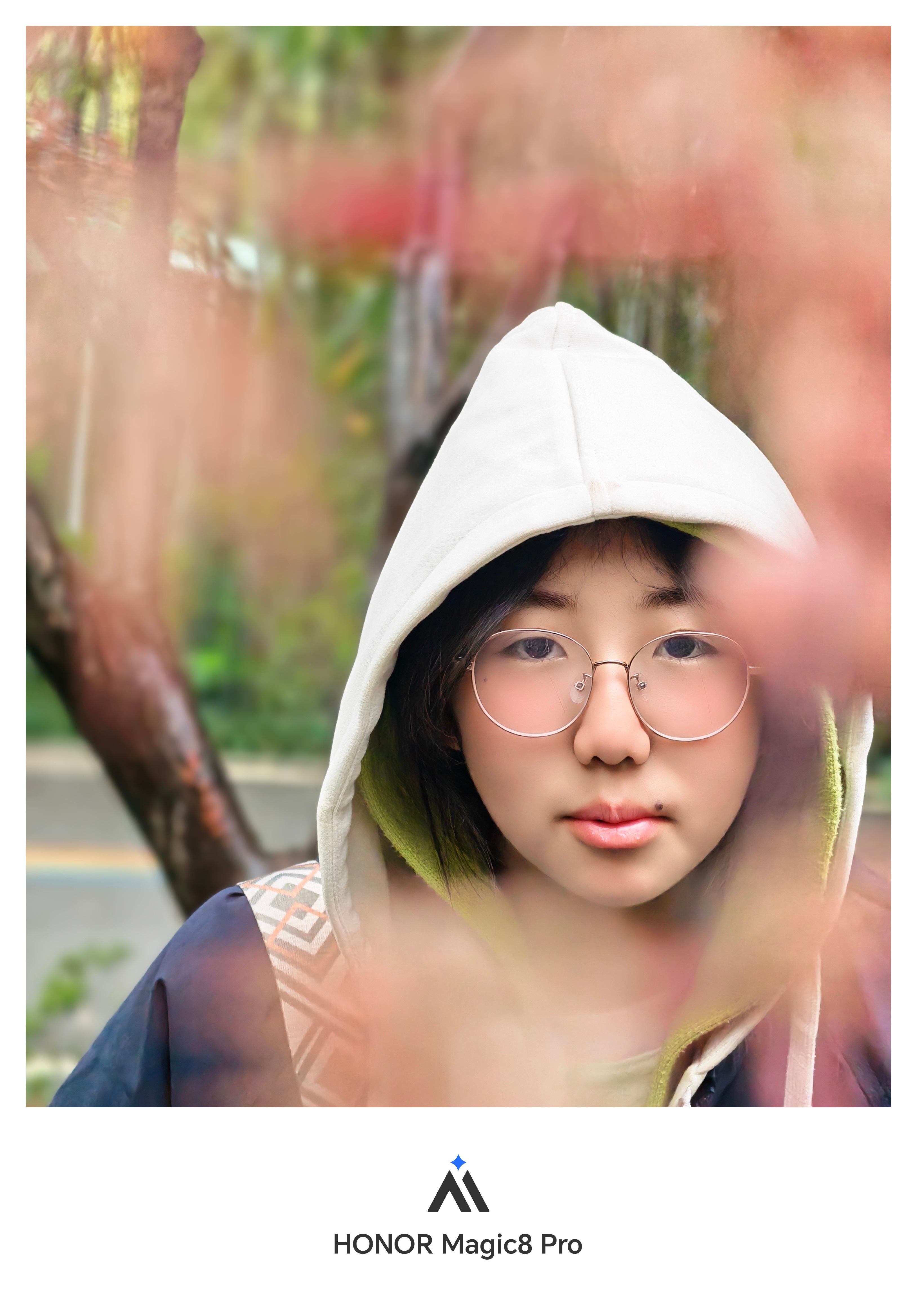 春天的气息春天的样子春天的色彩给孩子拍照，侄女是很腼腆的，没想到拍出来照片让她惊