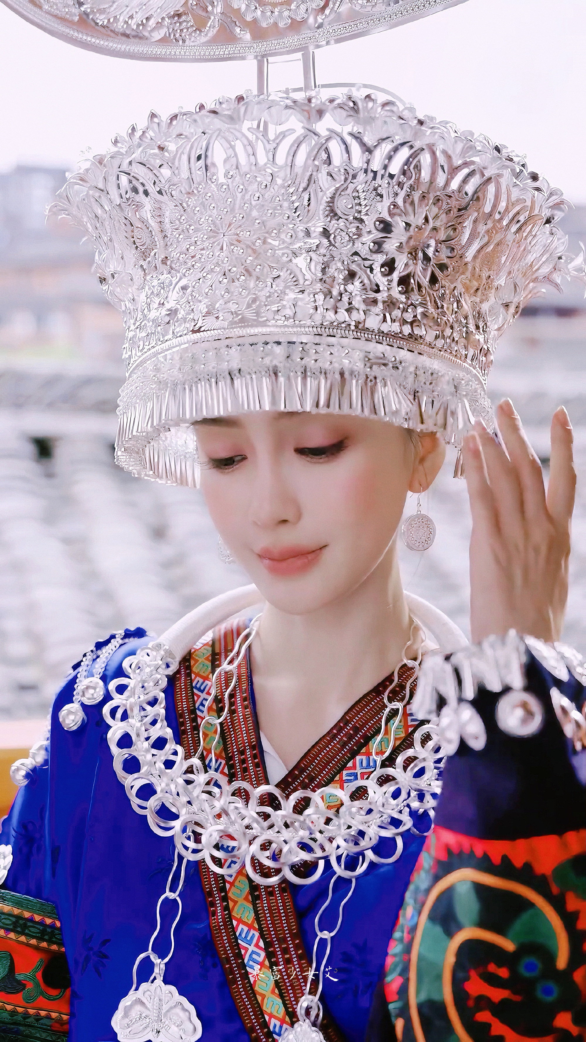 angelababy angelababy “风吹幡动 是风动 还是幡动 风未动