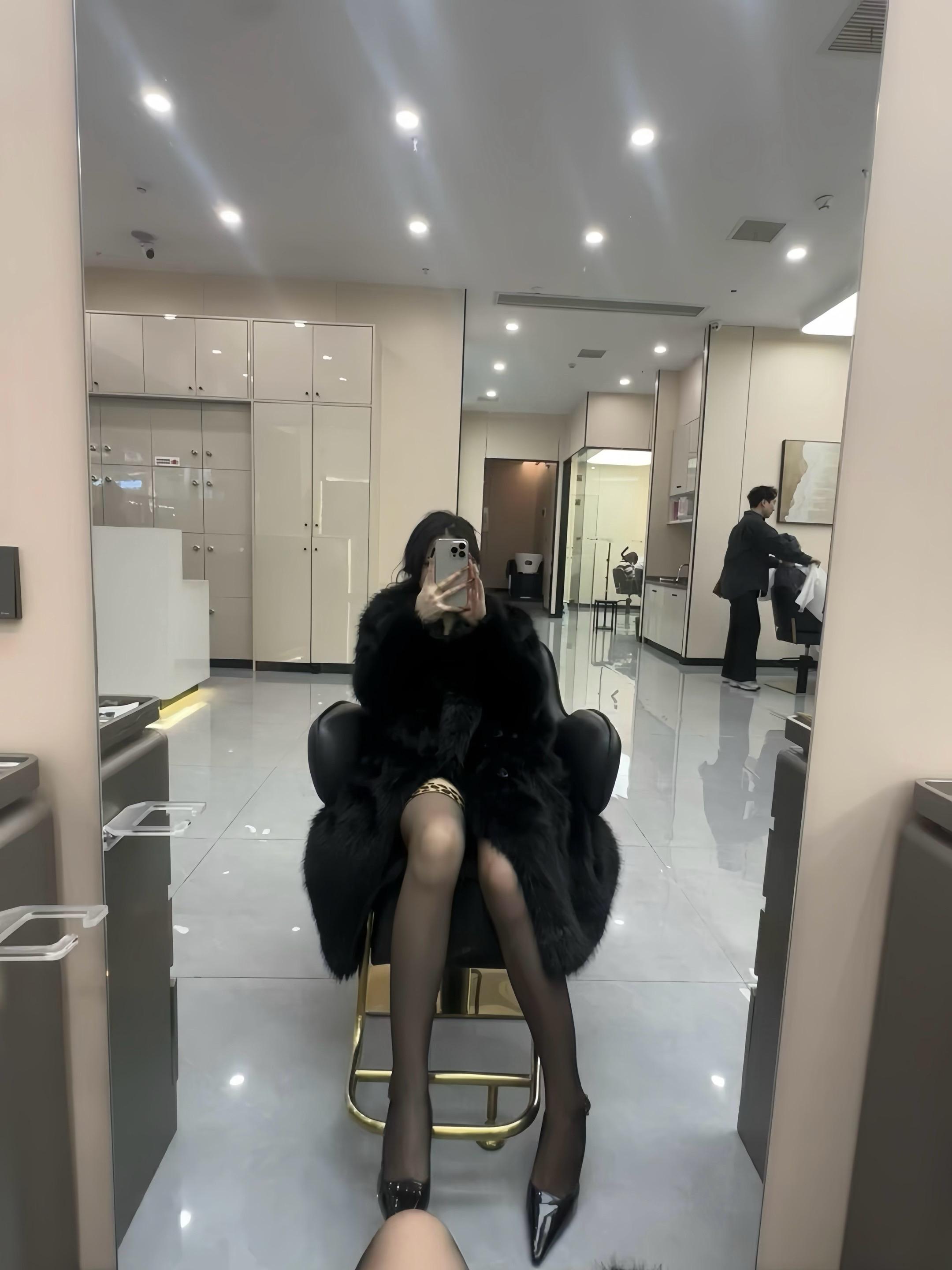 好冷啊 想躲你怀里