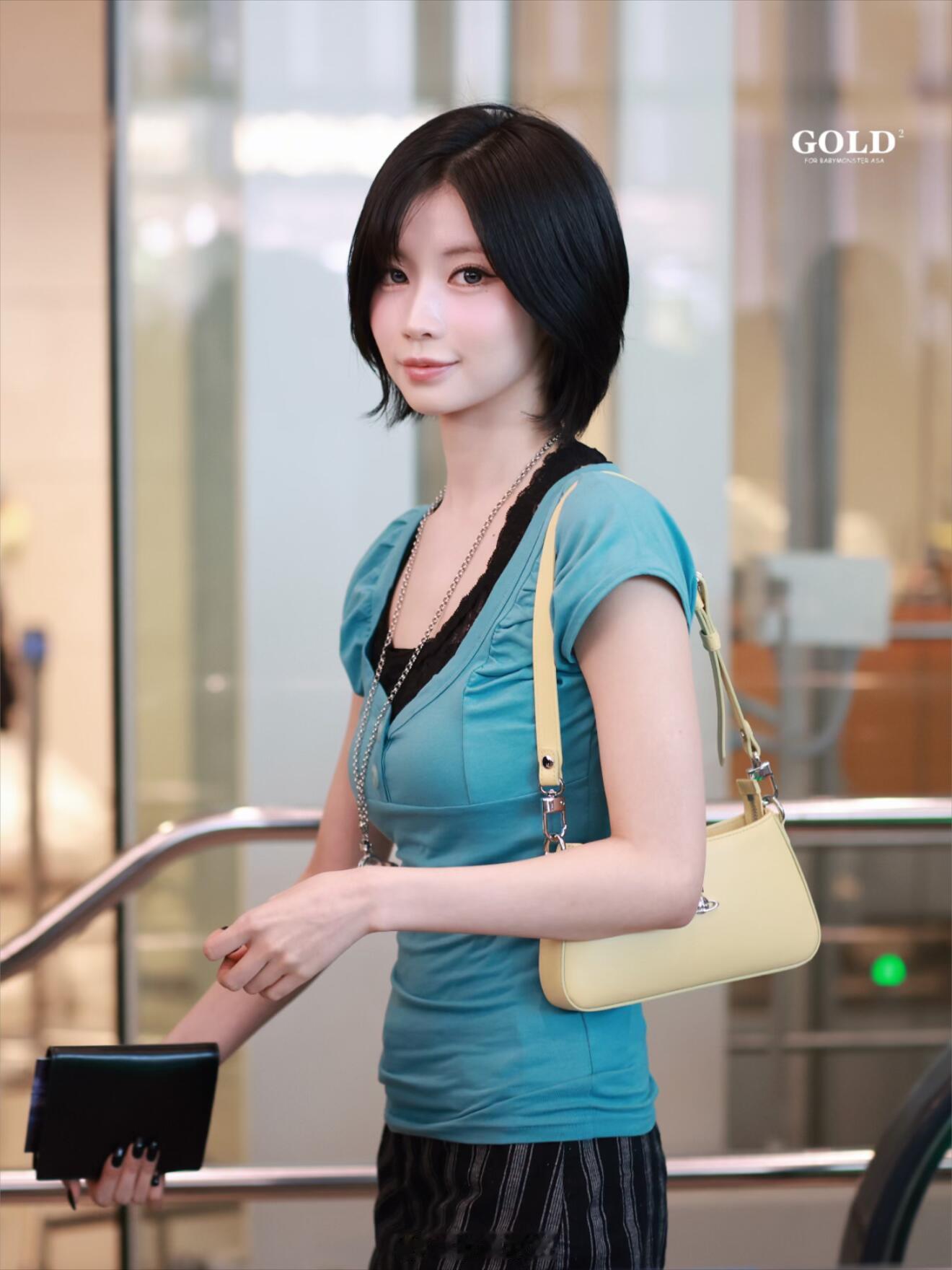 Asa泰国机场！救命她好像小狐狸 