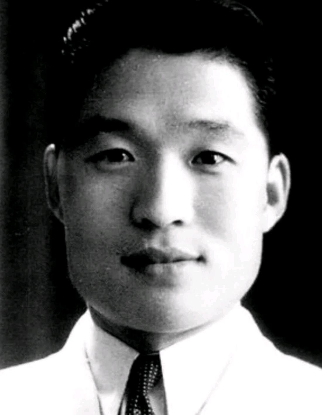 1949年南京，保密局的特务已经把上万名共产党员的处决名单划好了红叉，就等一声令