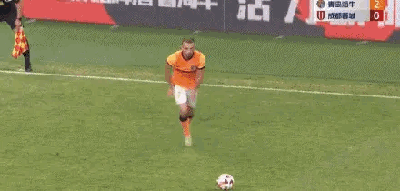 青岛海牛似疯牛[捂脸][我想静静][笑哭]，打脸进球，还要两脚世界波。主场战绩彪