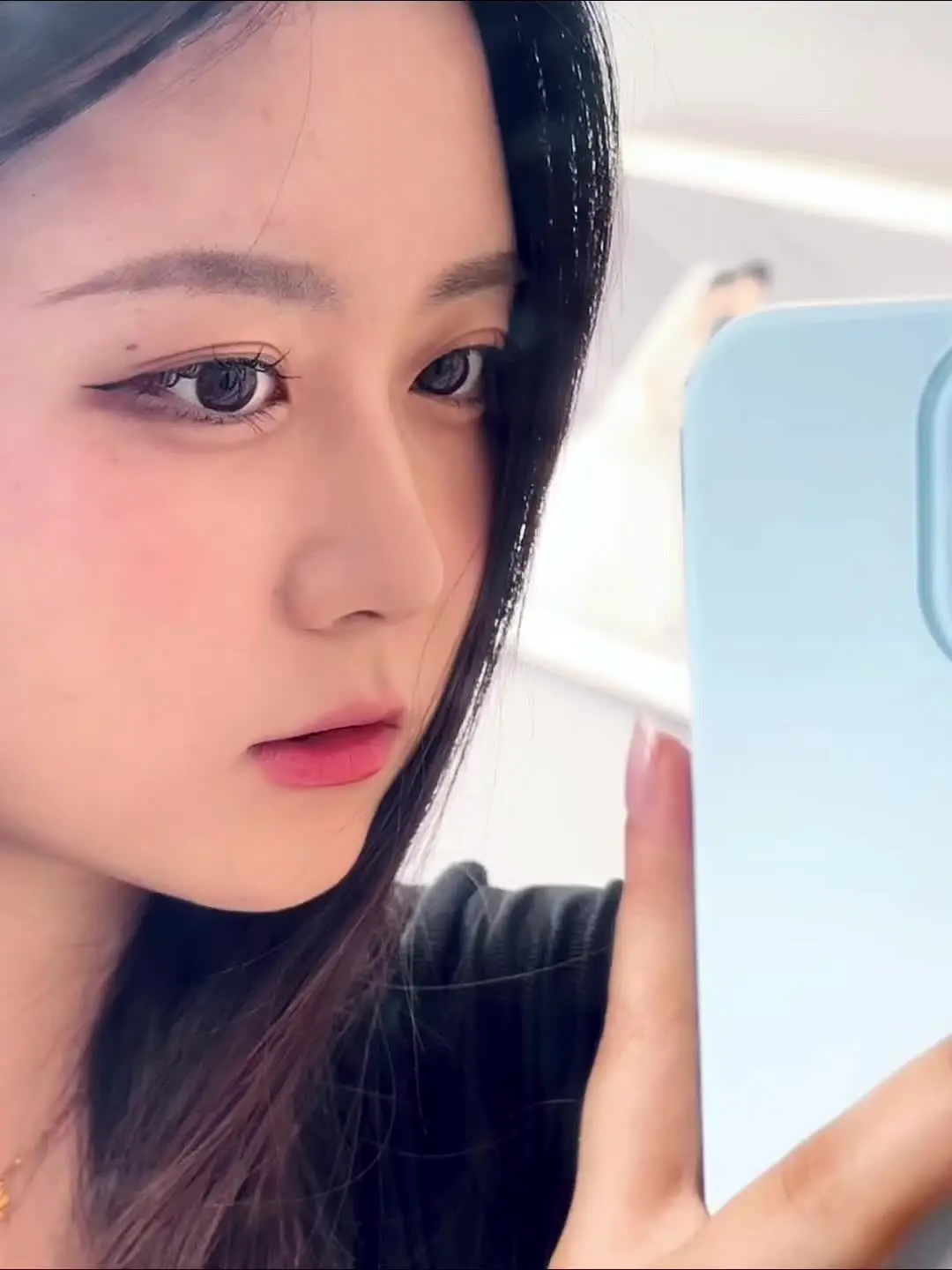 爱没对错的  只有值不值得