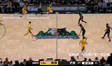 曾经湖人也有个一顺百顺的男人，叫拉…湖人vs森林狼 ​​​