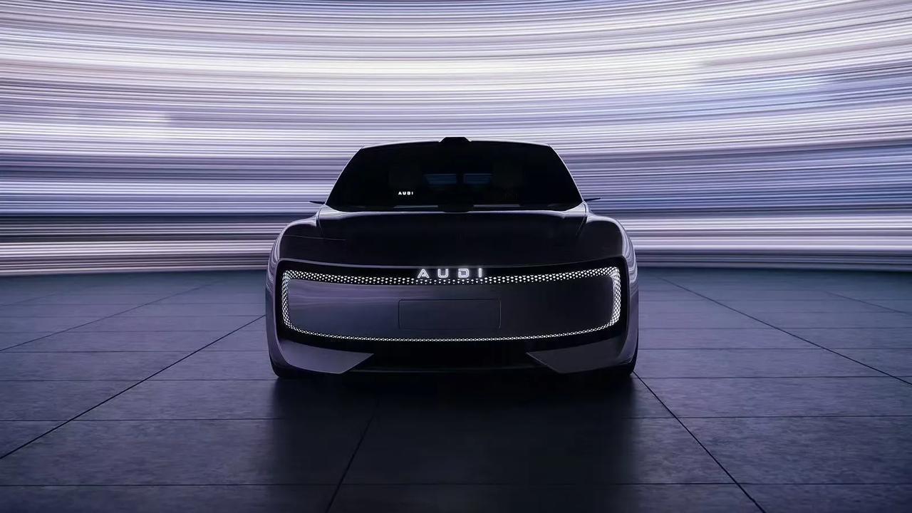 很可惜，AUDI不是四个圈的奥迪，德国人最后的倔强，体现在商标的授权上了。金标大