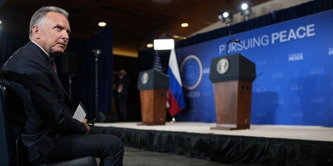 有美媒称，特朗普、库什纳和维特科夫为了钱，把乌军、美国和欧洲都出卖掉了。以钱止战