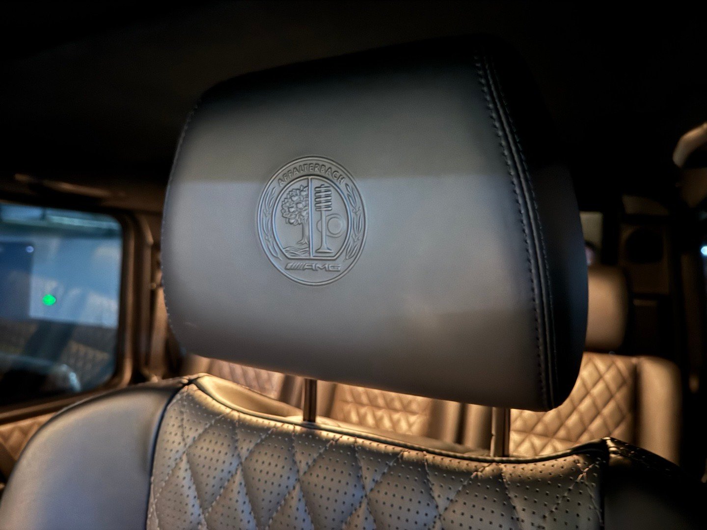 奔驰G级顶级V12版本，燃油G级天花板！也是大G的收藏车型！ 