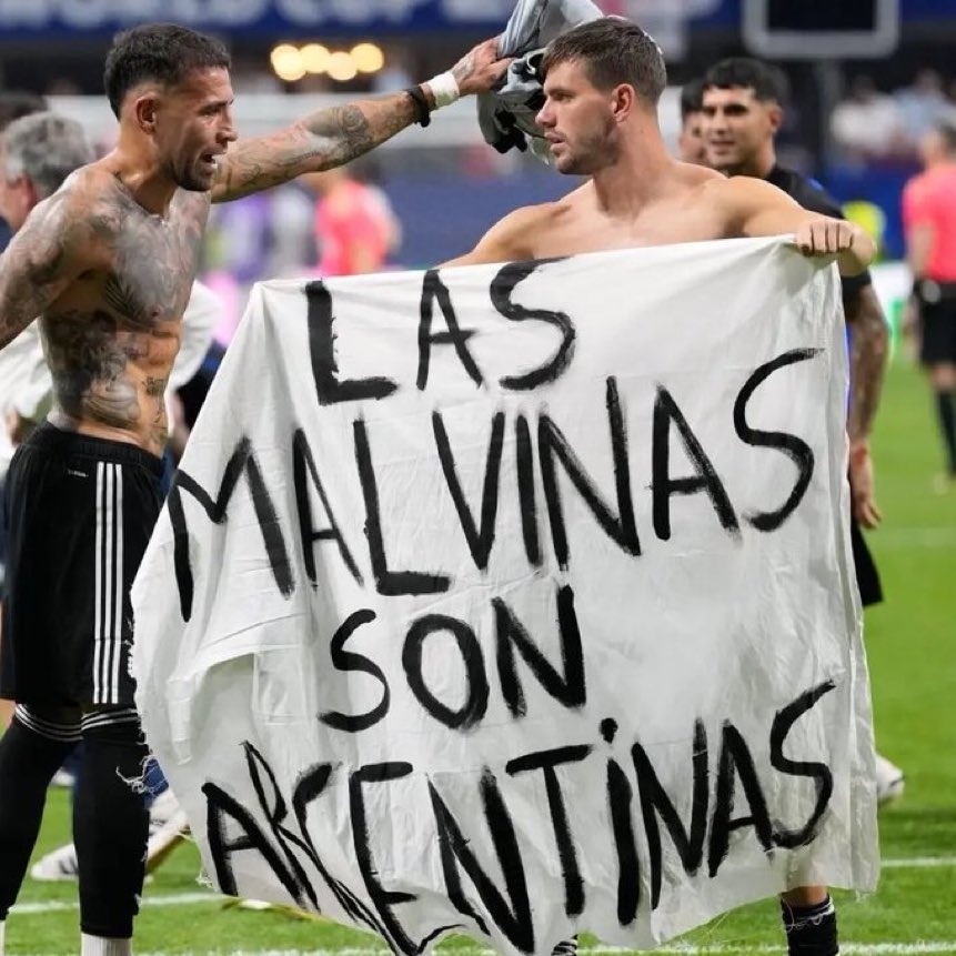 突发！英国政府已要求国际足联（FIFA）对那些在对阵英格兰队的比赛后展示马尔维纳