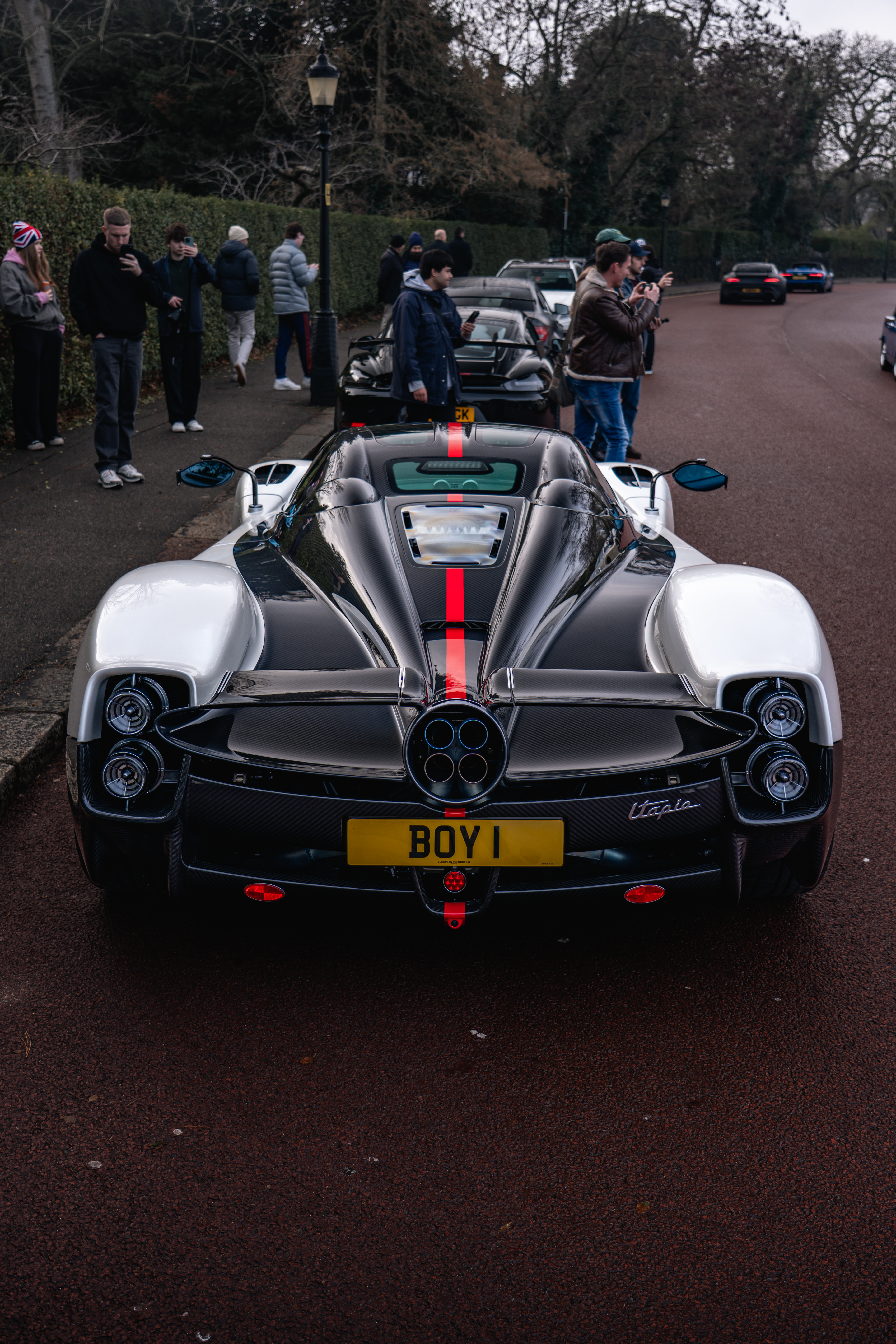 不愧是伦敦，还能看到Cinque涂装的Utopia 