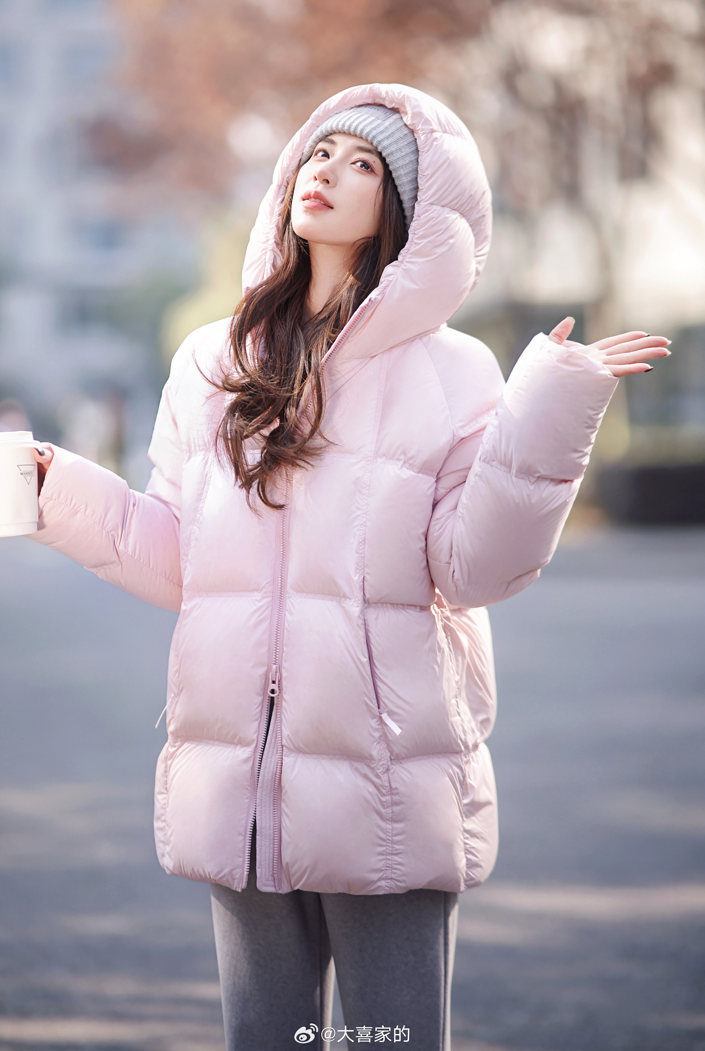 超级轻！泡芙一样的羽绒服不就是冬天需要的吗？！高蓬松95白鸭绒 保暖度也给做到扛