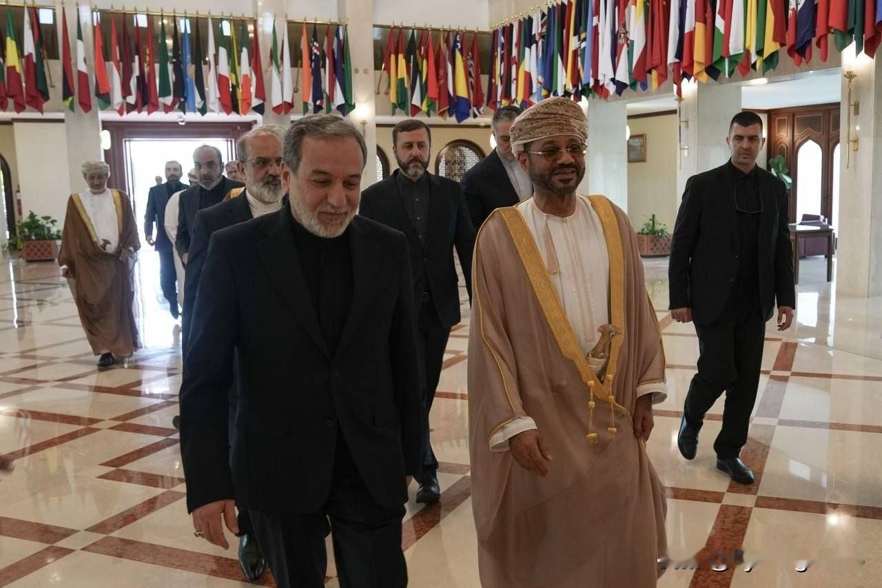 🇴🇲🇮🇷 阿曼外交大臣巴德尔·布赛义迪（Badr Al Busaidi）
