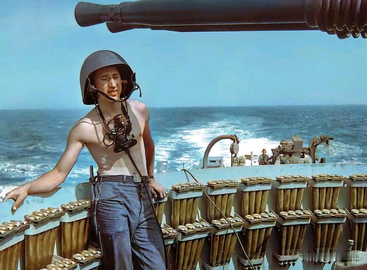 海兵头盔为啥这么大