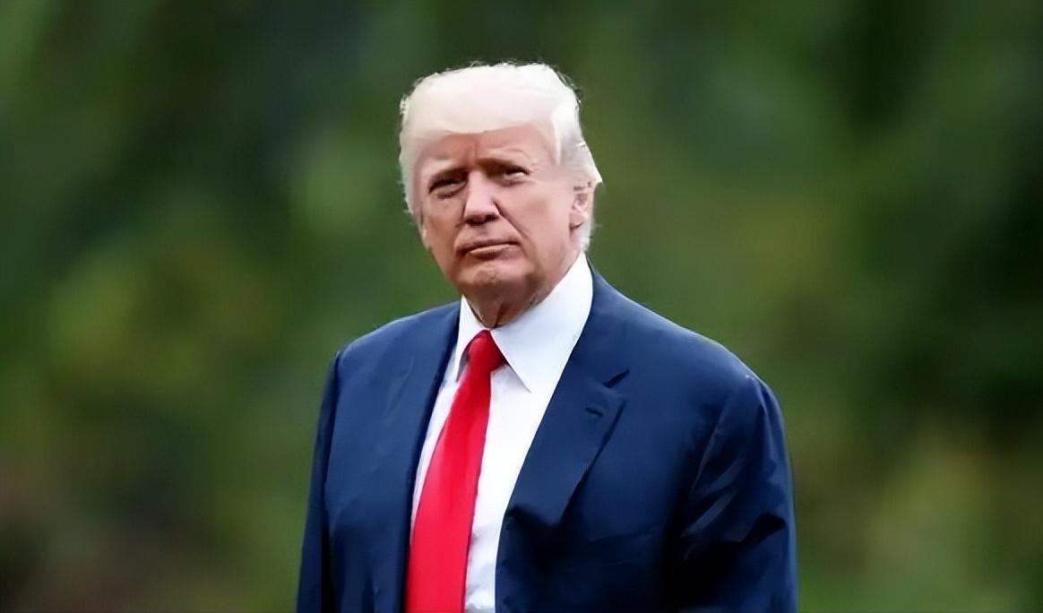 特朗普开始妥协不打伊朗，转身甩锅中国，10国发布声明打脸美国..
 
近期美伊局