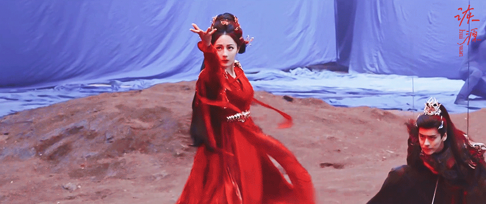 迪丽热巴 《白日提灯》贺思慕 / 动图▷EP19-11 红衣-打戏 救场（特辑定