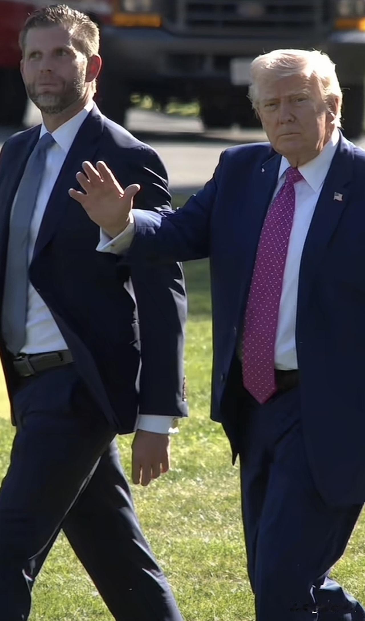 新思维：美国画大饼，锁人民觉醒

百年变局之下，我想告诉大家：美国画大饼，锁人民