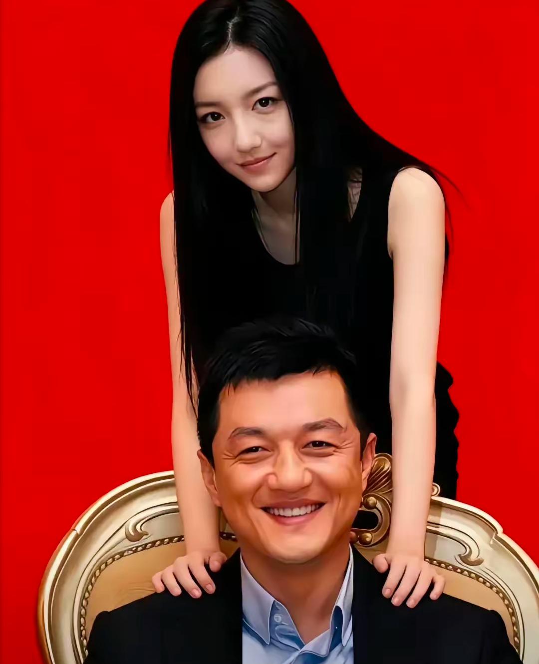 李嫣的鼻子这么好看，
这以后即便要去靠脸在娱乐圈吃饭也不是不可能呀。
如果她的妈
