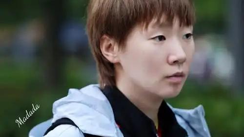 我原本以为——
       我是六零后，年轻的时候，我就听大人讲，唱歌的嘴都大