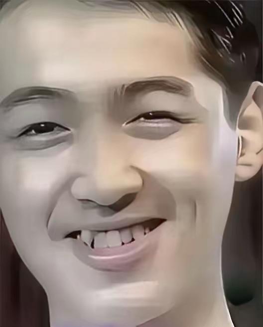 年轻时的帅哥，还有两颗小虎牙，你能认出是谁吗？