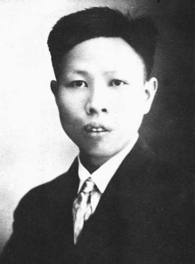 毛主席三题诗盛赞！红军“飞将军”黄公略的铁血功勋
 
毛主席对黄公略赞誉至深，不