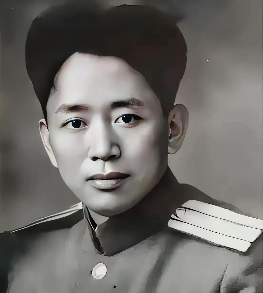 1935年的闽西山区，19岁的红军小战士谢志坚，为了掩护首长安全撤退，后背挨了一