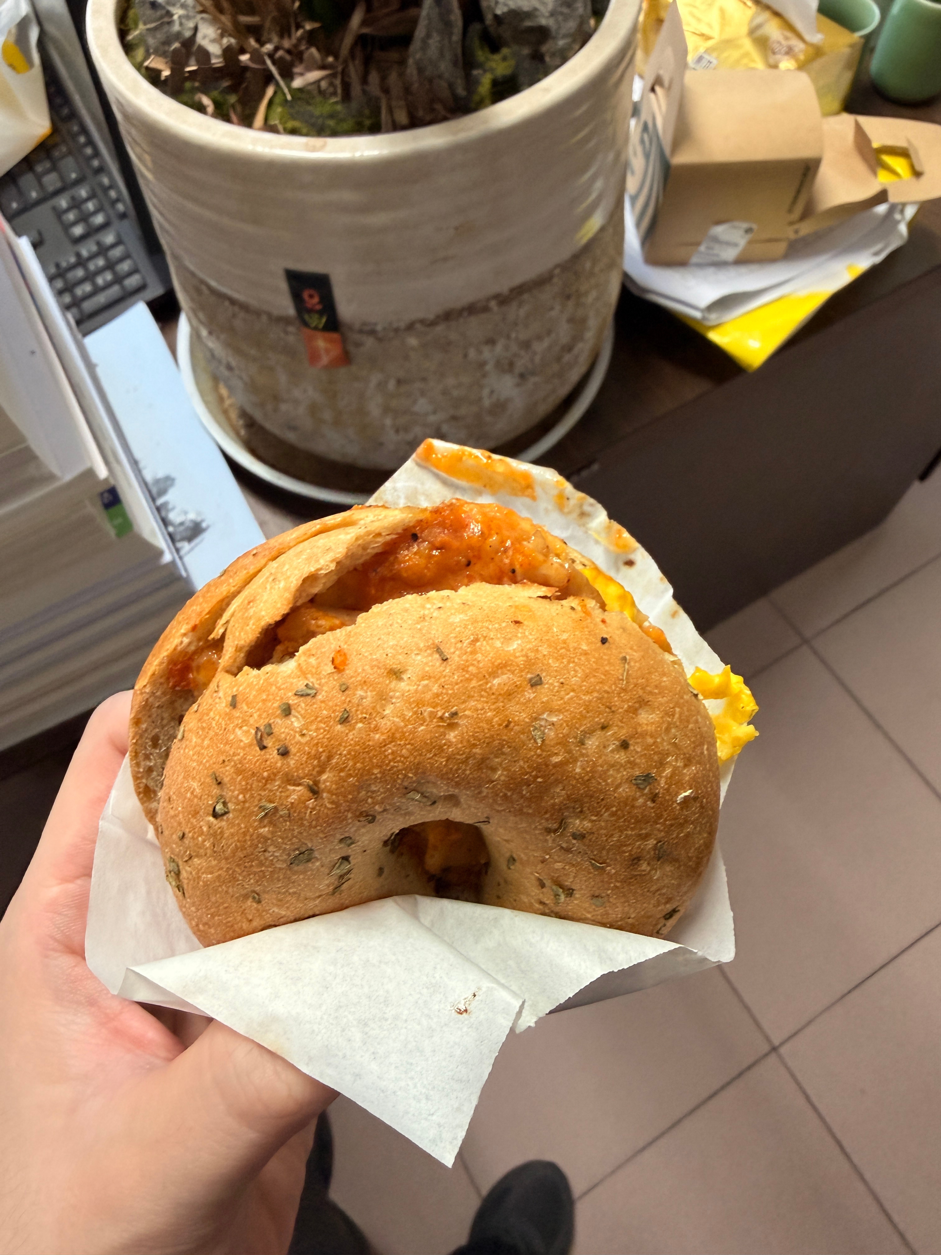 好吃是好吃就是不够塞牙缝星巴克