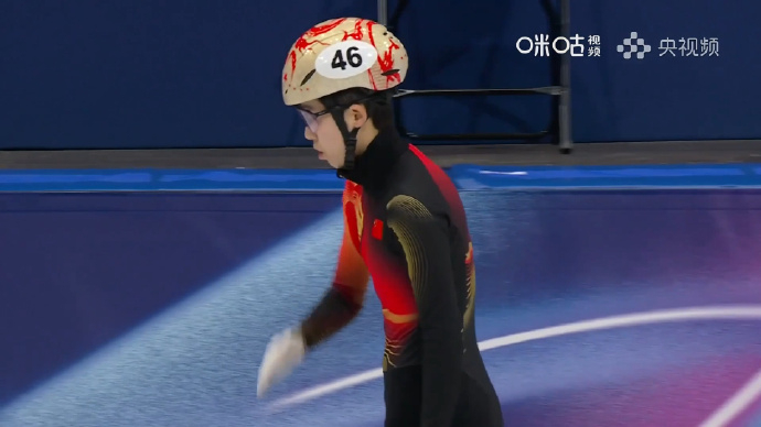 范可新晋级500米半决赛 米兰冬奥会短道女子500米1/4决赛，范可新小组第三，