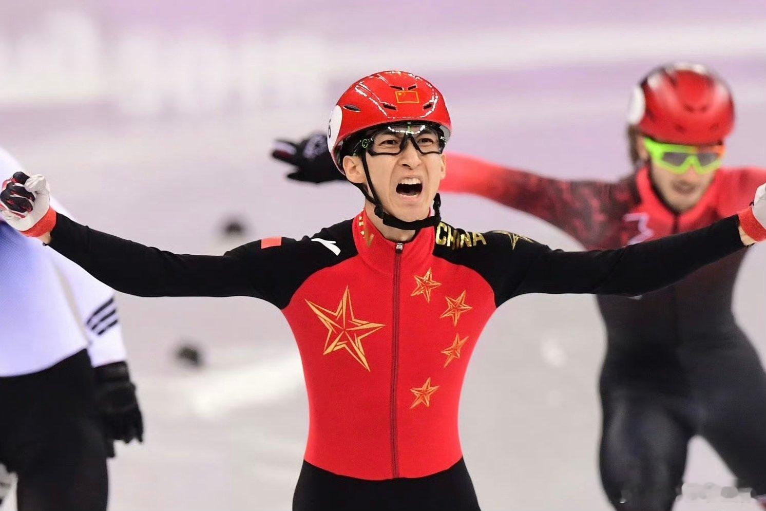 武大靖出任中国短道速滑队主教练⛸️国家体育总局冬季运动管理中心宣布，经公开选聘，