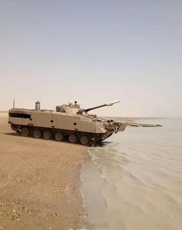烽火问鼎计划 冲进大海的BMP-3步兵战车 ​​​