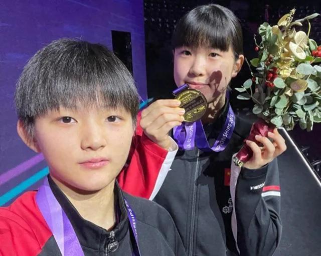 在刚刚落幕的国际乒联世青赛U15组别赛场上，中国小将们以汗水书写着青春篇章。男单