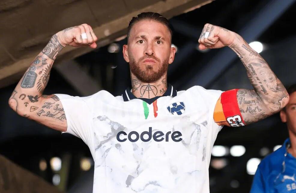 著名记者罗马诺更新了老将拉莫斯的未来情况：据报道，拉莫斯离开蒙特雷，确认自己已经