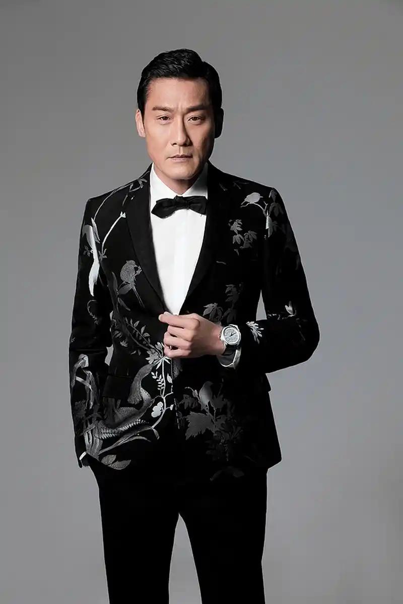 2026年4月20日第45届香港电影金像奖颁奖典礼上，68岁的梁家辉凭借《老炮儿