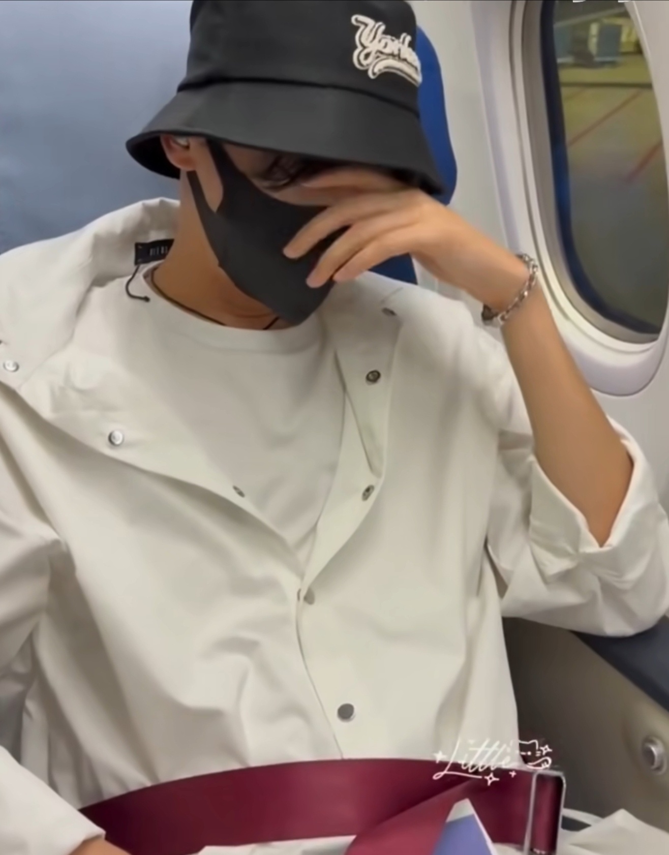 田栩宁 孩子田栩宁真是有点惨呀，身边没几个靠谱的人，梓瑜的苦尽甘来剧本那么美好。