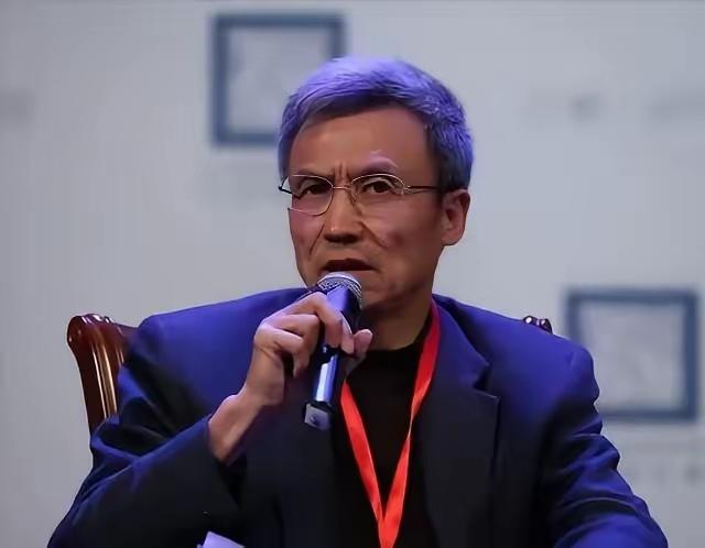 中国不应该弯道超车，也没有资格搞工业4.0！”经济学家许小年在2024年接受采访