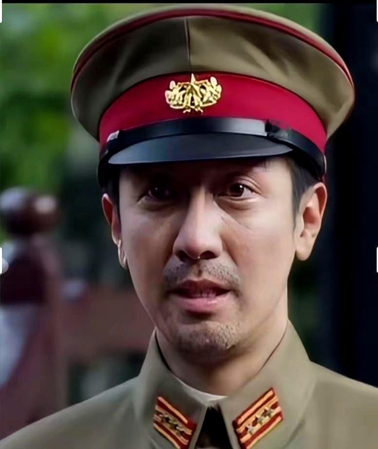 张颂文和张鲁一飙戏，热度破万，可这剧我看得是真别扭。
《长河落日》积压八年才播，