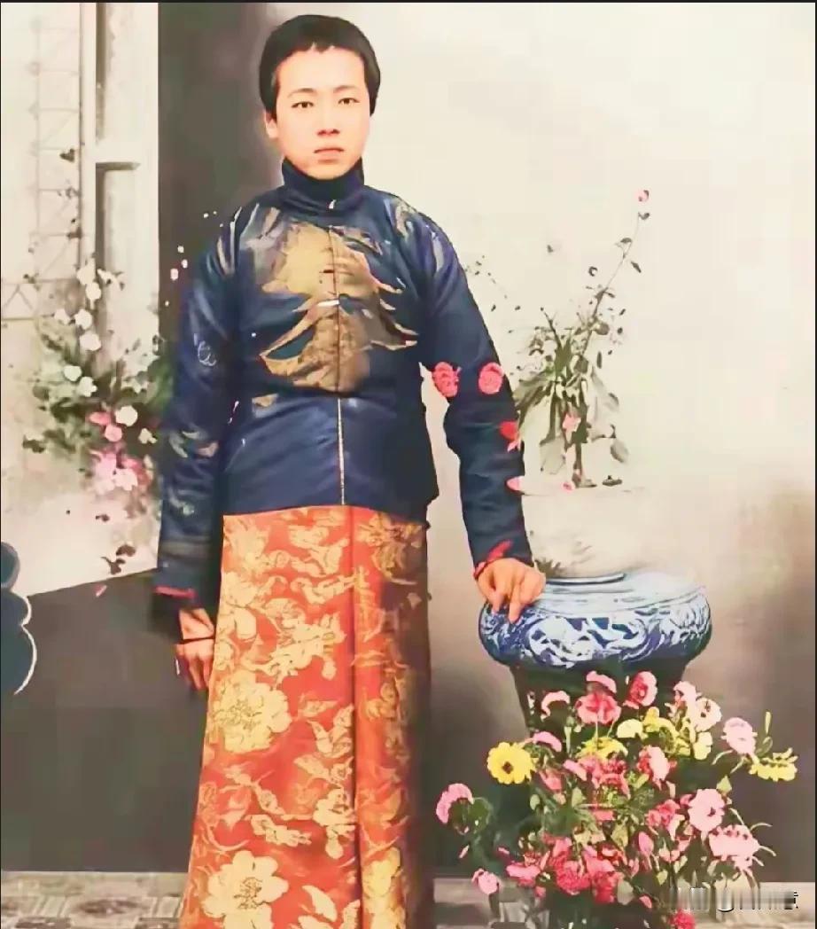 都说他是一位让国人为之敬仰的大人物，他是谁呢，有没有疑惑[what]