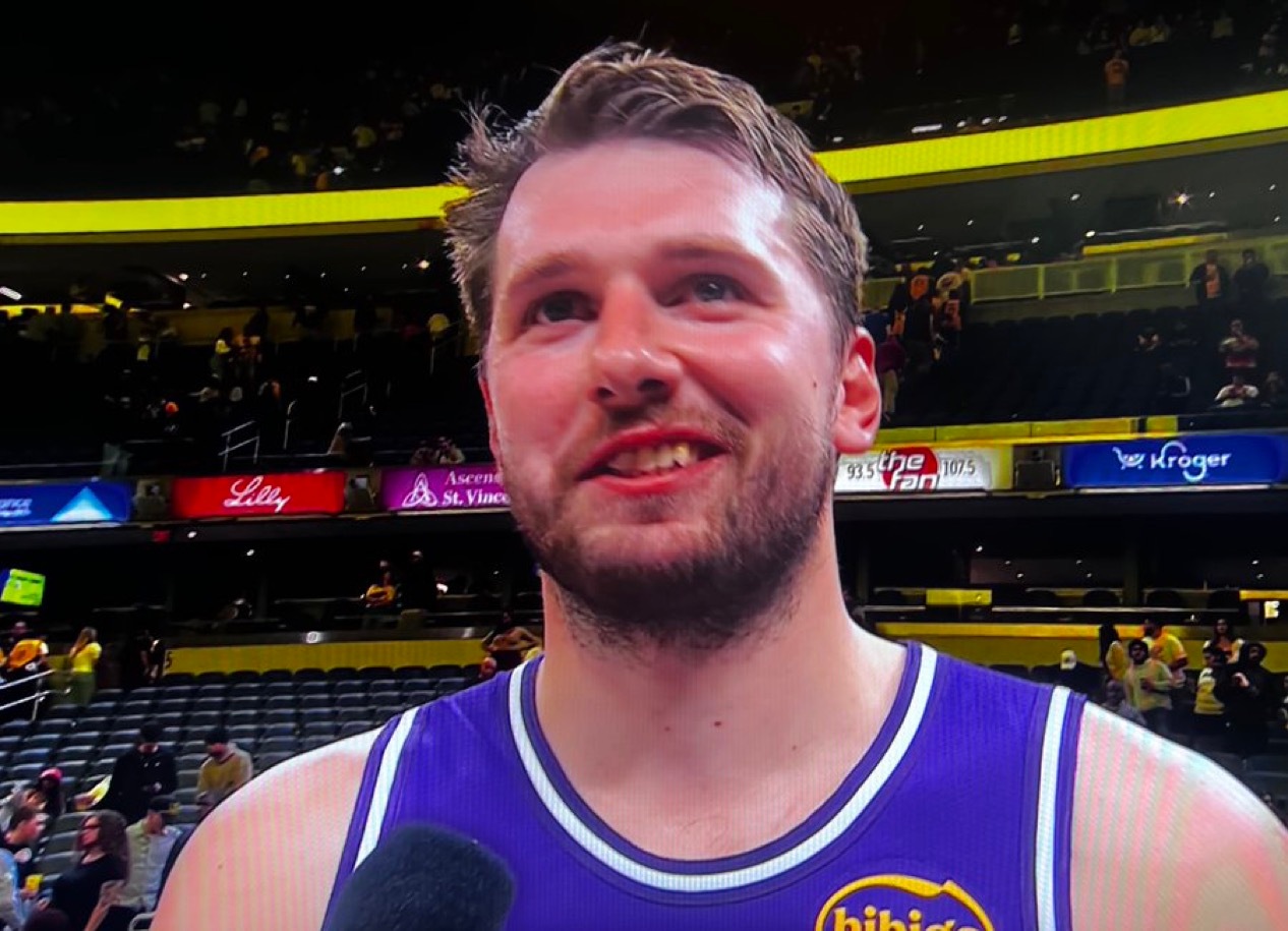 东契奇迫不及待回到洛杉矶：“飞行时间长达五个小时，所以我肯定很想回家。但是回家的