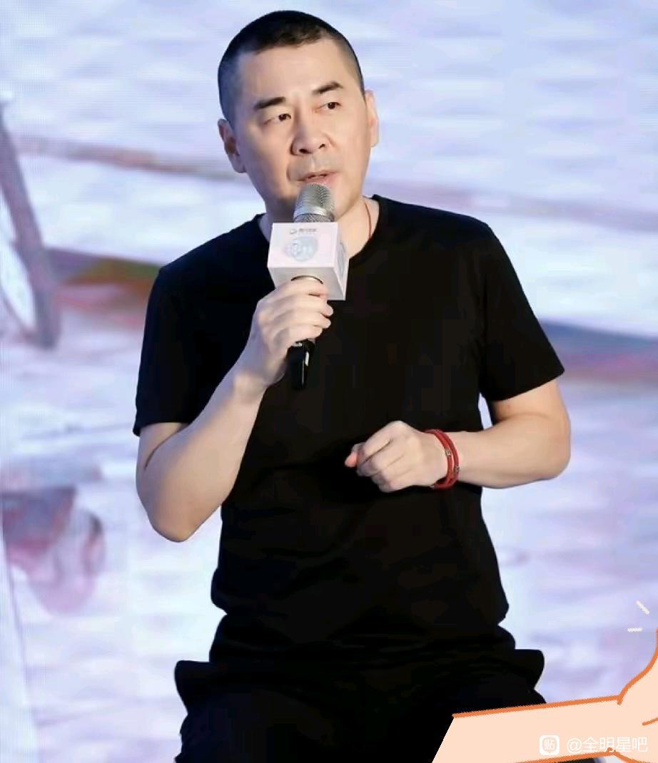 内娱终于出现了一个可怕的演员，那就是陈建斌老师，不是因为他长得有多帅，而是他的演