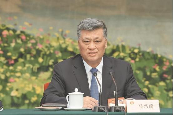 马兴瑞是中央政治局委员位居副国级，这样的高级别人员落马被查释放的信号太强烈！背后
