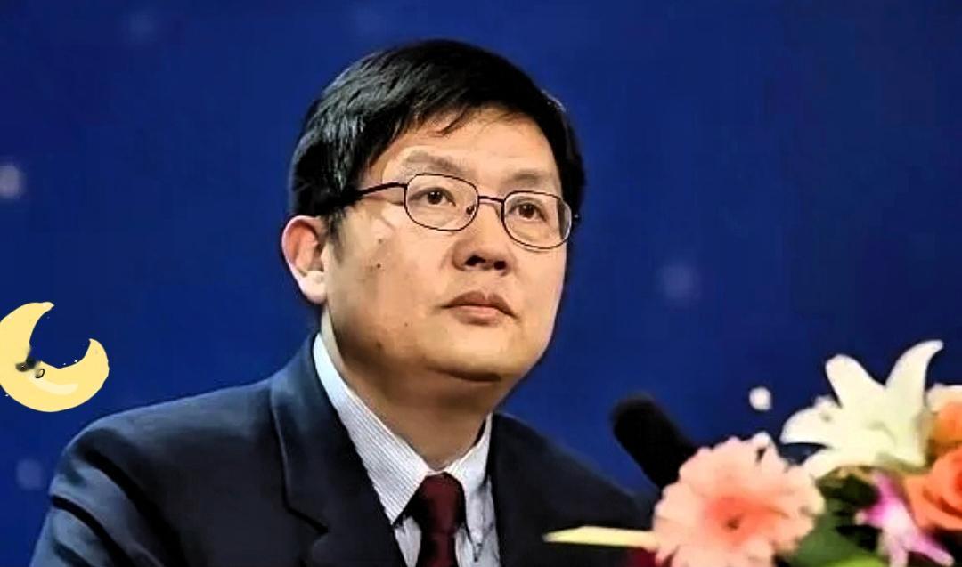 中方近日发出安全提醒，建议民众谨慎前往日本。复旦大学退休教授冯玮却高调推荐学生去