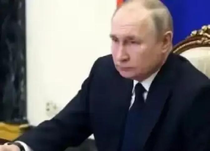 俄罗斯其实早就变了，要知道，俄罗斯一开始的要求很简单，那就是乌克兰不准加入北约，