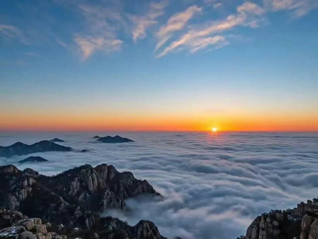 好品山东 纵览华夏山河，总有一方热土以文脉为魂、实干为骨、匠心为脉，在岁月中熠熠