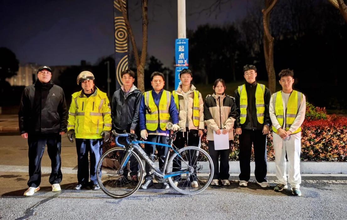 跑荆马怕赛道不准？专业丈量已落地，3 月 29 日安心开跑
还有 8 天荆州马拉