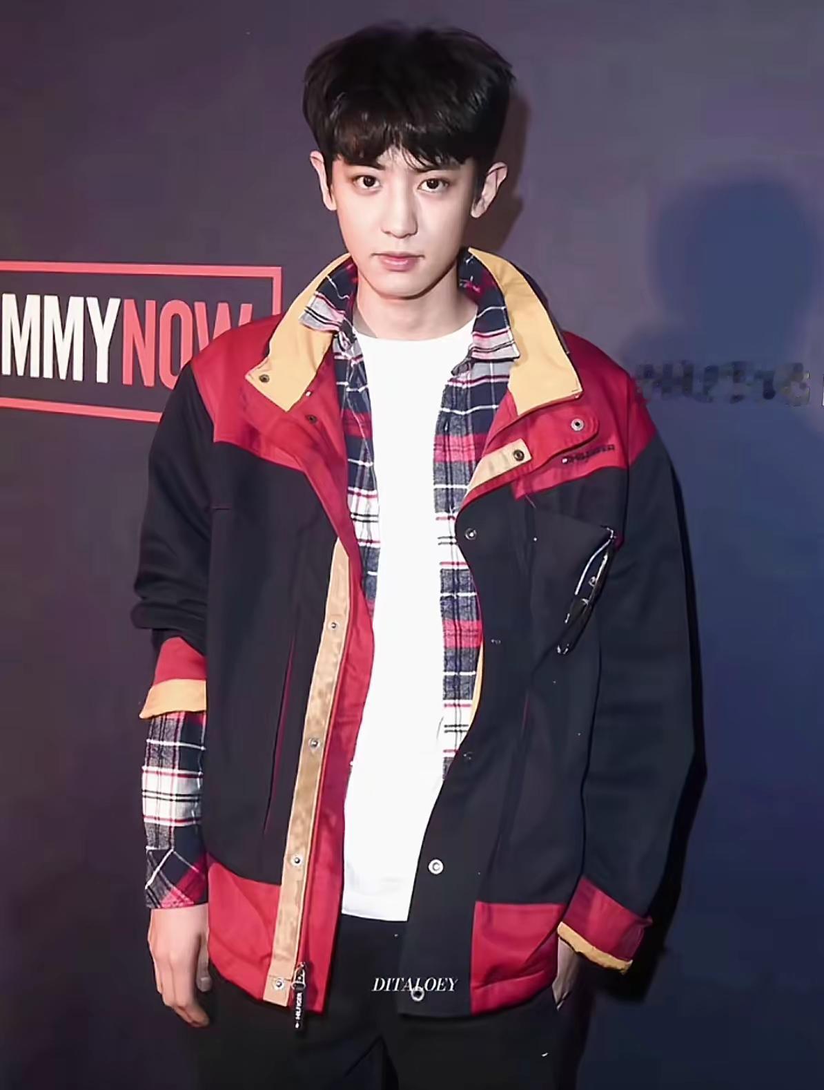 心动的参列，是灿烈🍒。我追星既看颜值也看实力 EXO 朴灿烈
